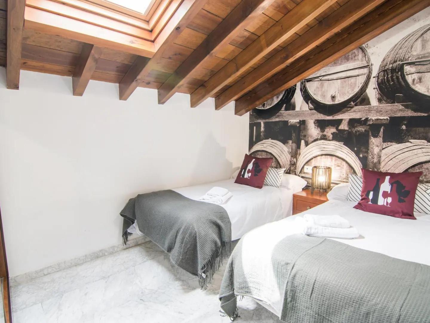 Tuguest Atico Gracia Apartment กรานาดา ภายนอก รูปภาพ