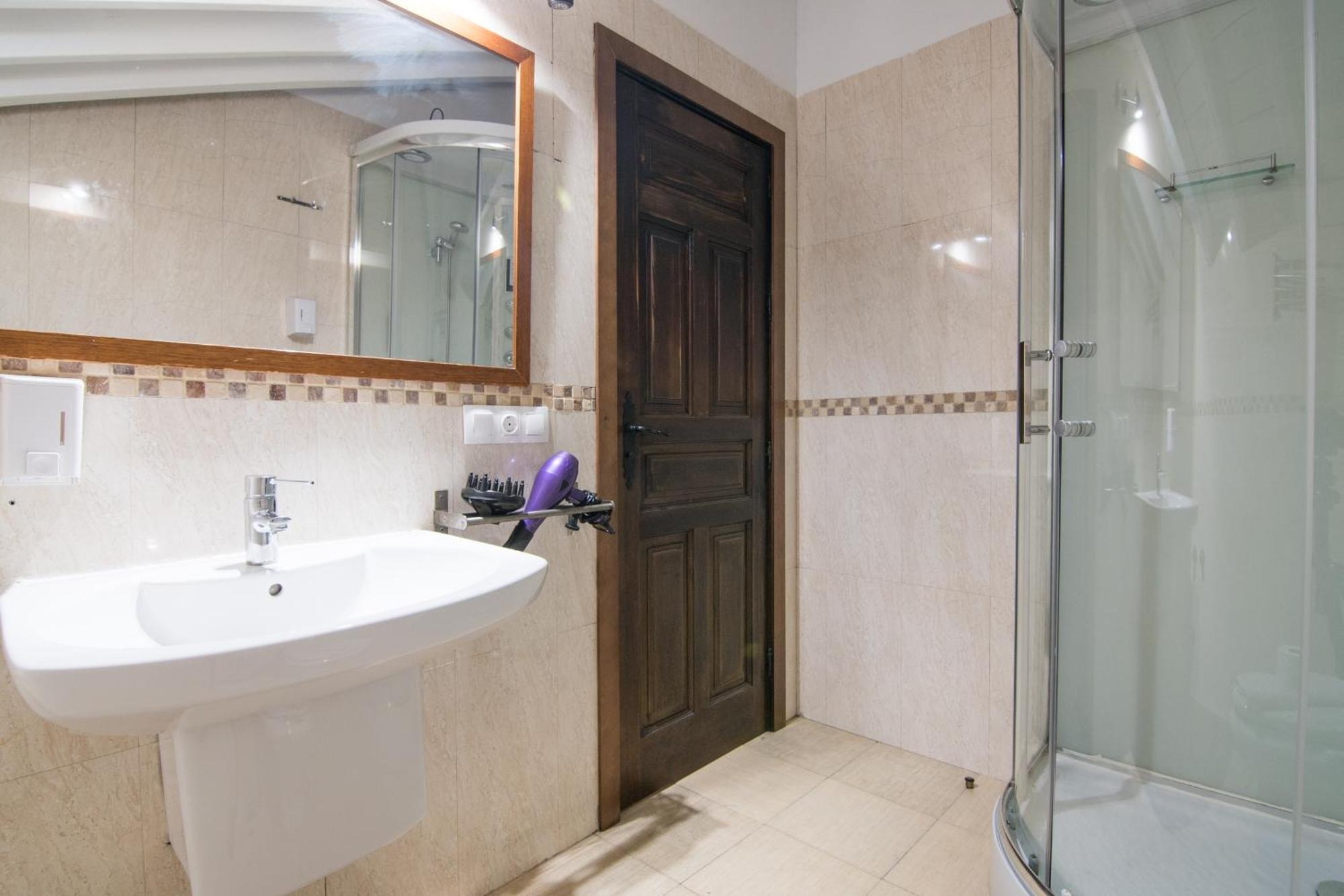Tuguest Atico Gracia Apartment กรานาดา ภายนอก รูปภาพ